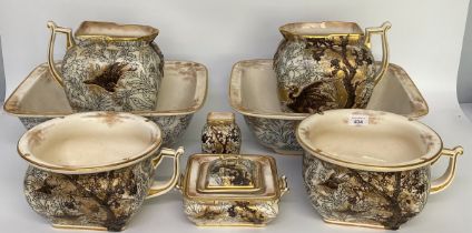 A Victorian Doulton Burslem 8 piece wash set; wash jugs & basins [42.5cm]