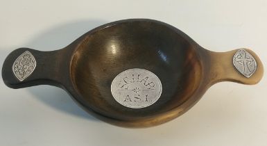 A 19th century horn Scottish Aberdeen related small quache [13.5x7x2.5cm]