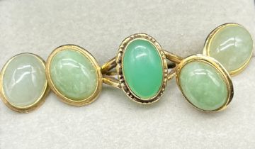 9ct yellow gold and green jade ring, together with two pairs of 9ct yellow gold and green jade