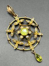 9ct yellow gold Edwardian pendant, fitted with green stones and seed pearls. [3.17grams]