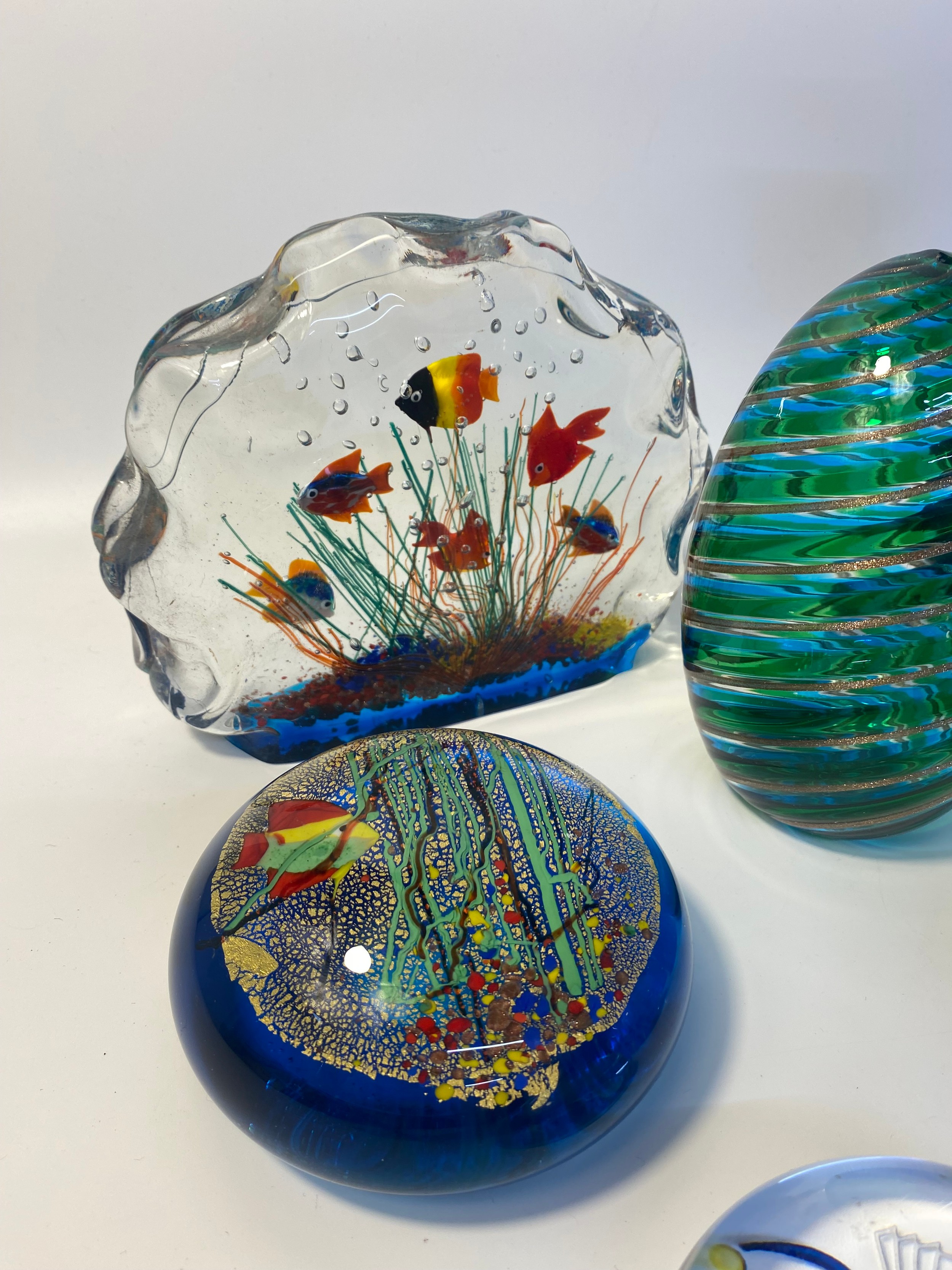 Collection of art glass & Edinburgh crystal bowl; Murano fish scene paperweight, Italian Venini - Image 3 of 6