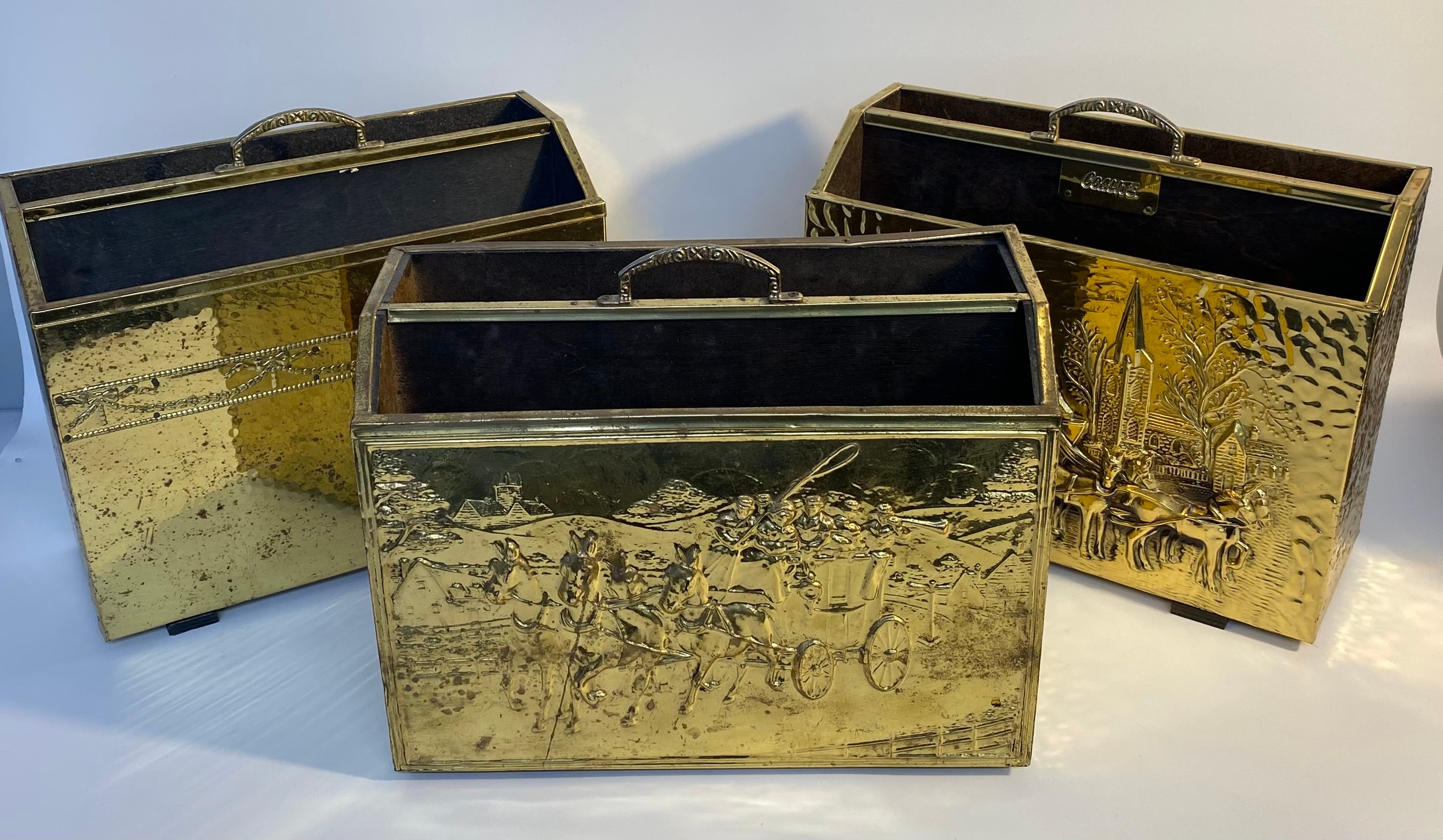 A large collection of brass and copper ware; three brass magazine racks, jelly pans, brass coal - Image 2 of 5