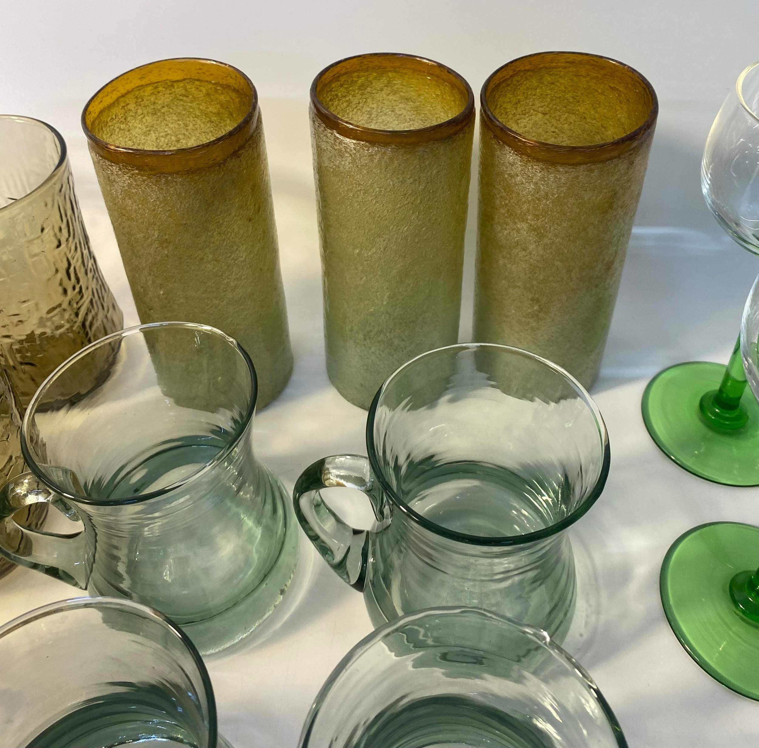 Mid century art glass drinking glasses & art glass glass wine glasses - Image 5 of 5