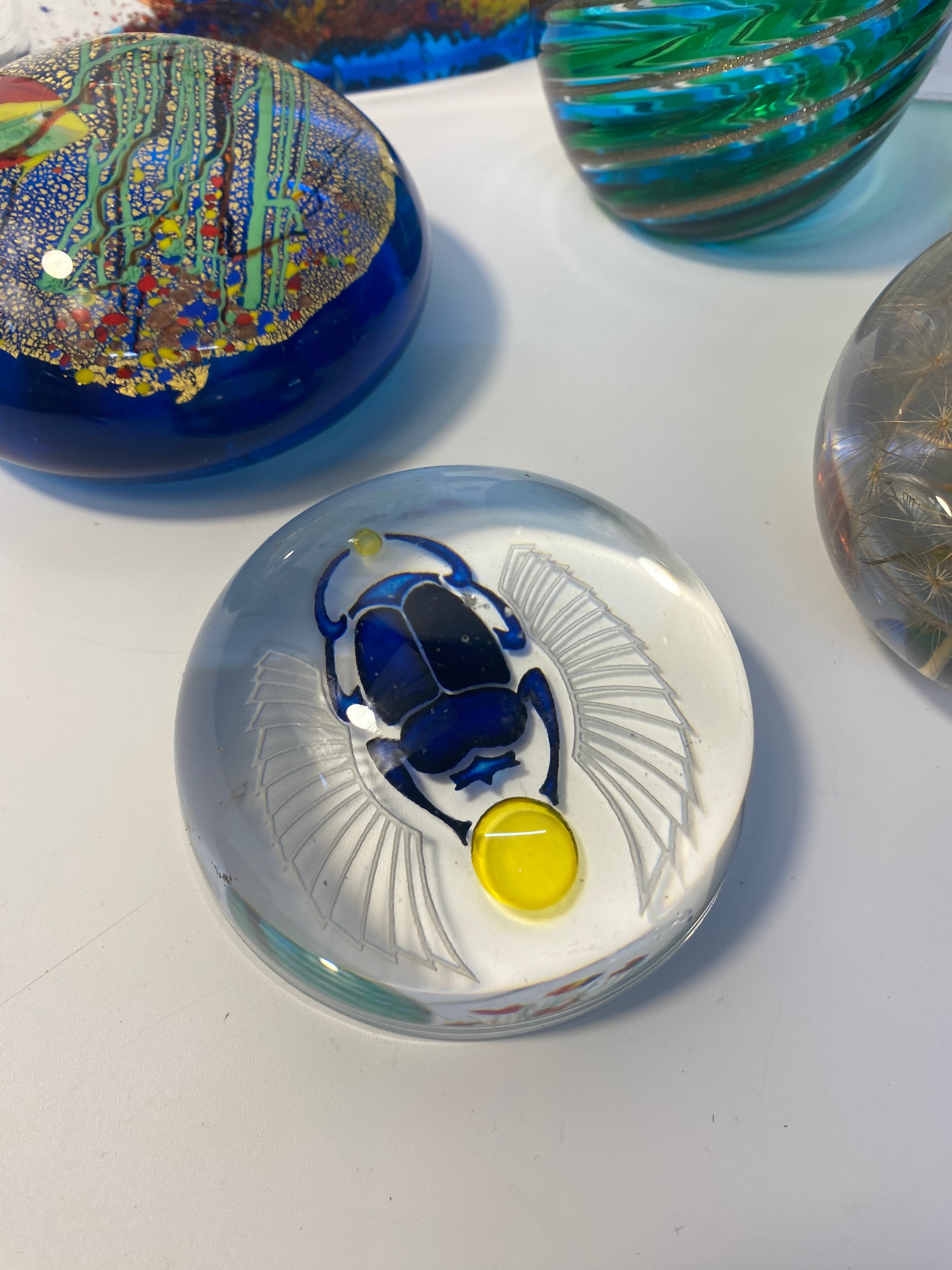 Collection of art glass & Edinburgh crystal bowl; Murano fish scene paperweight, Italian Venini - Image 4 of 6