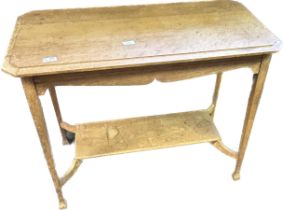 Arts and crafts oak rectangular table [73x91x45.5cm]