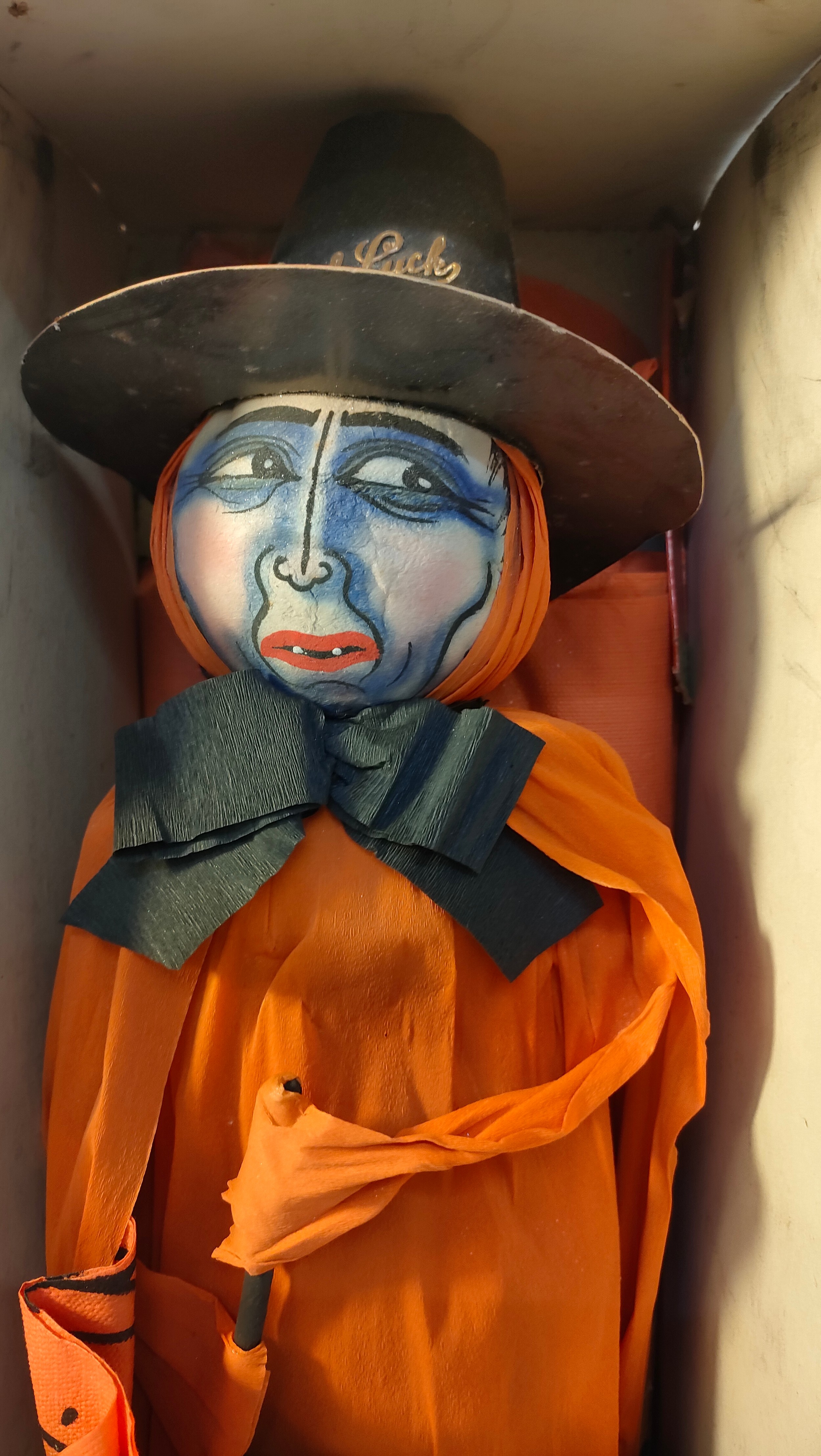 Halloween vintage paper mache figure with display box - Image 2 of 5