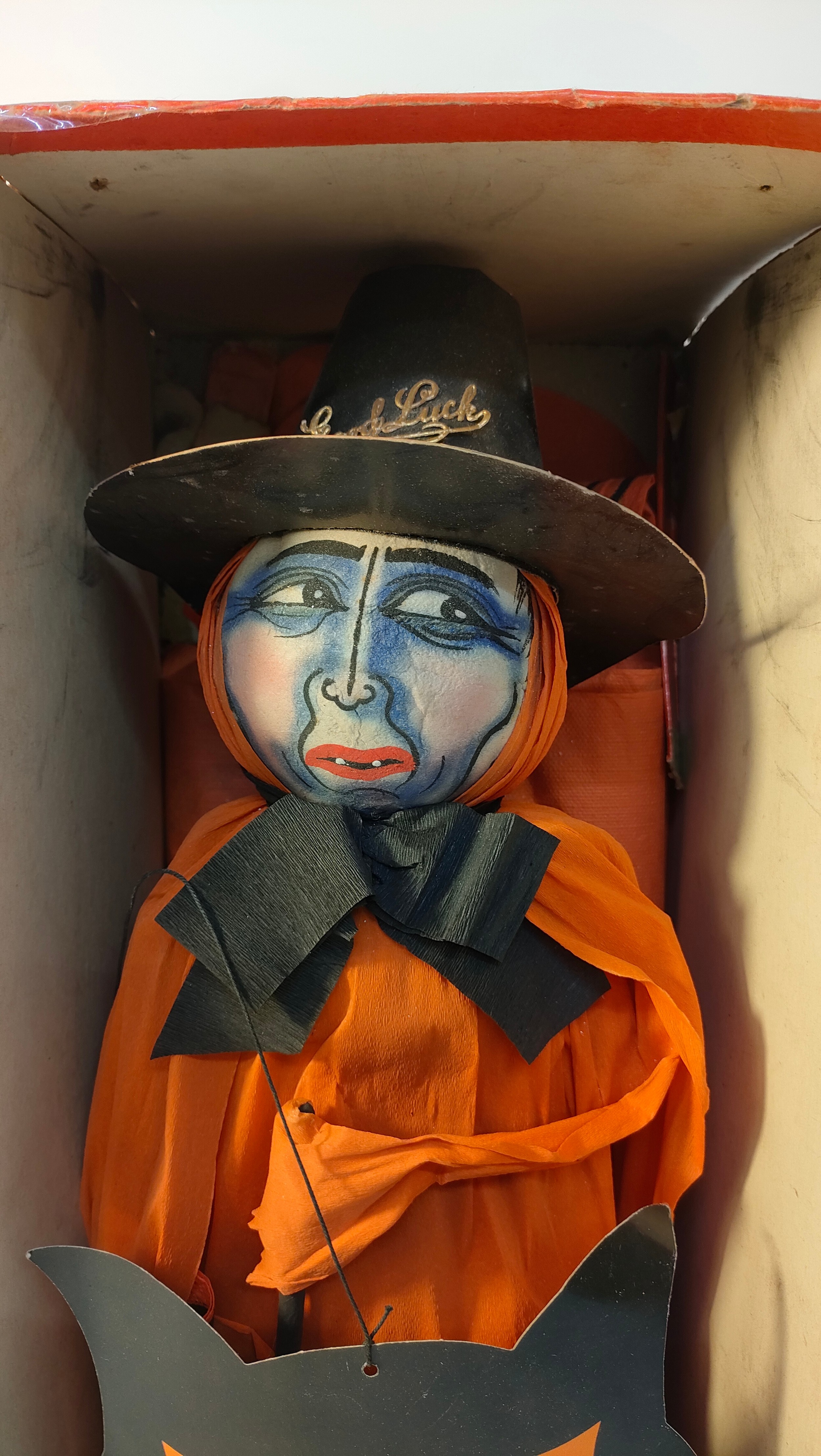 Halloween vintage paper mache figure with display box - Image 3 of 5