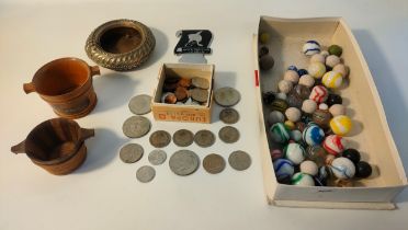 British & American coins, mauchline ware Kelso small pot, various marbles & eastern white metal