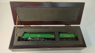 Hornby Exeter [model 21c101] loco and tender in fitted display box
