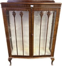 19th century mahogany display cabinet, raised on short cabriole legs [125 x90x28cm]