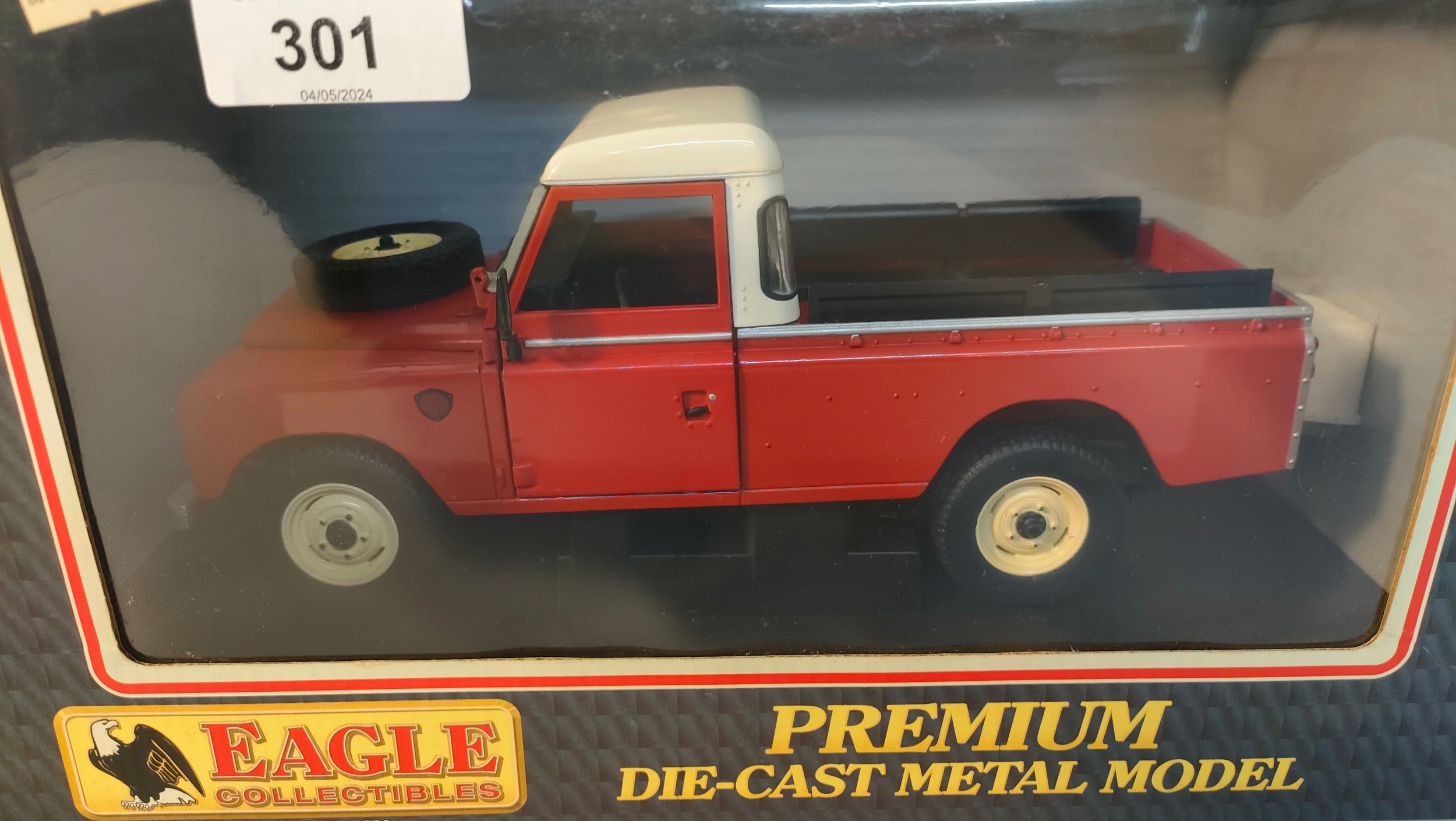Eagles collectibles die cast farm jeep along with Hummer 1:18 scale model - Image 3 of 3