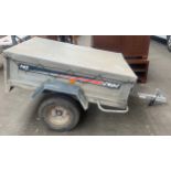 Erde 142 model trailor with cover