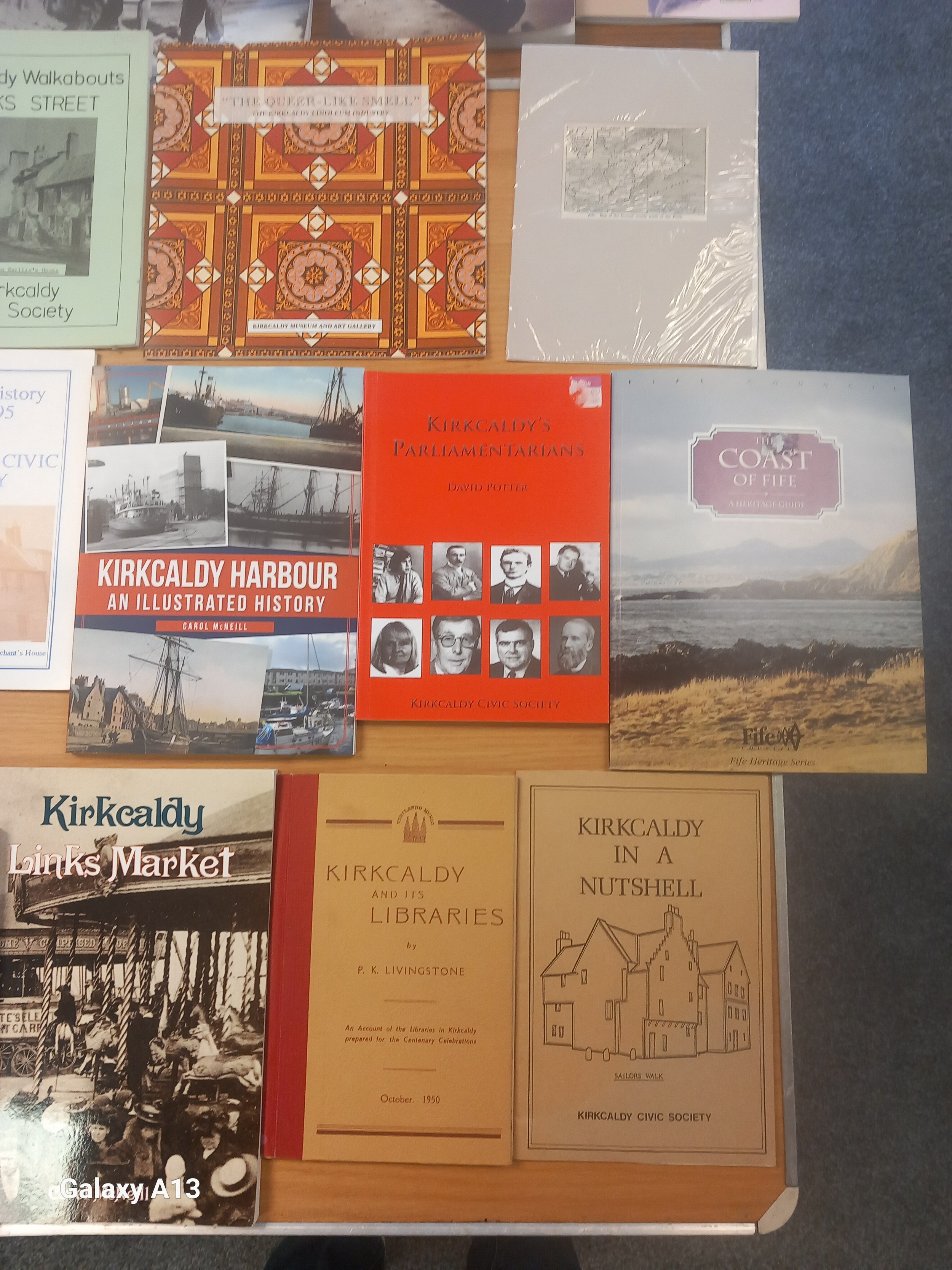 Collection of vintage books on Fife, to include publications on fishing, mining and towns in the - Image 9 of 9