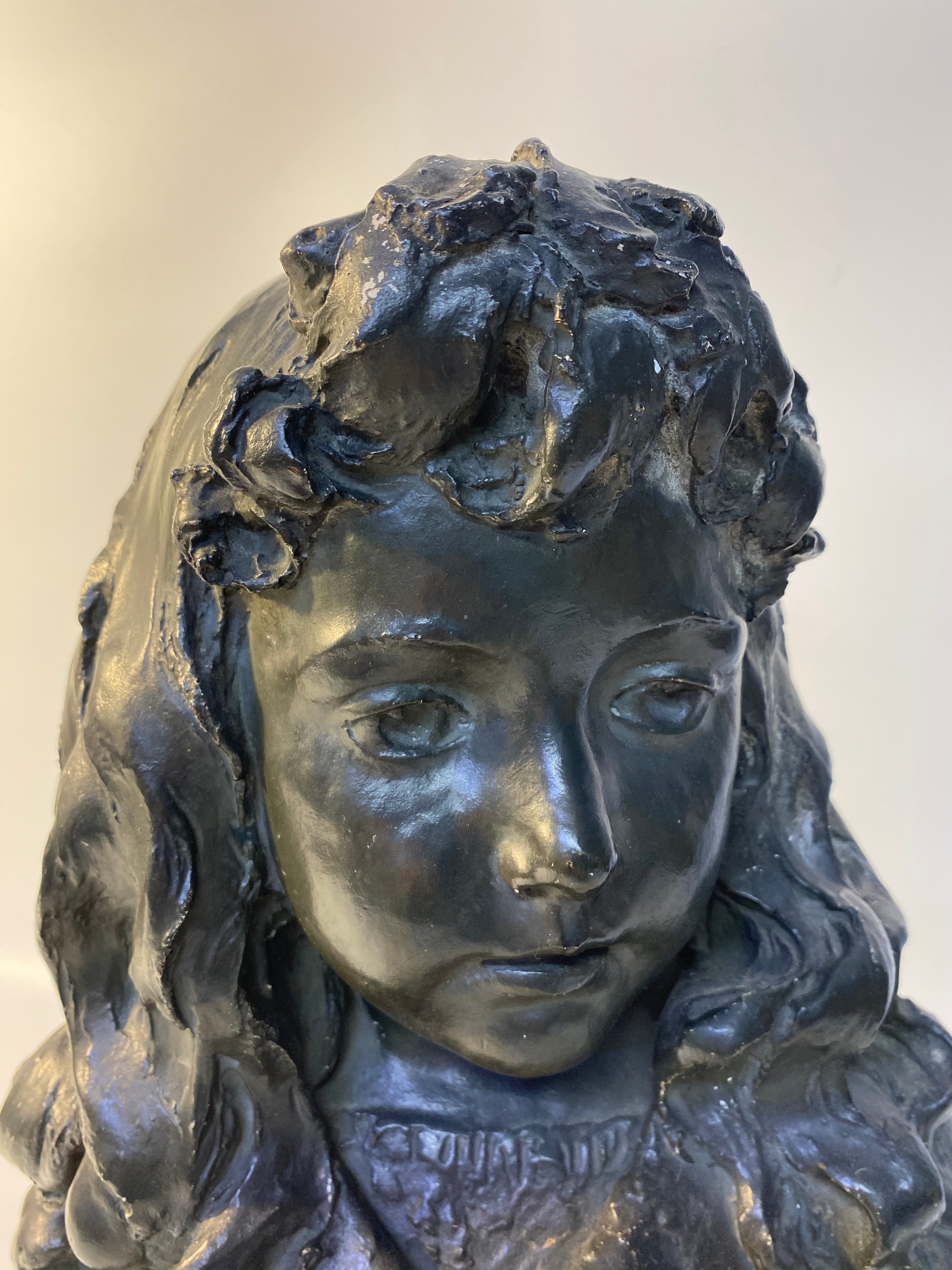 19th century large bust named ' beatrice' [33x40cm] - Image 2 of 3