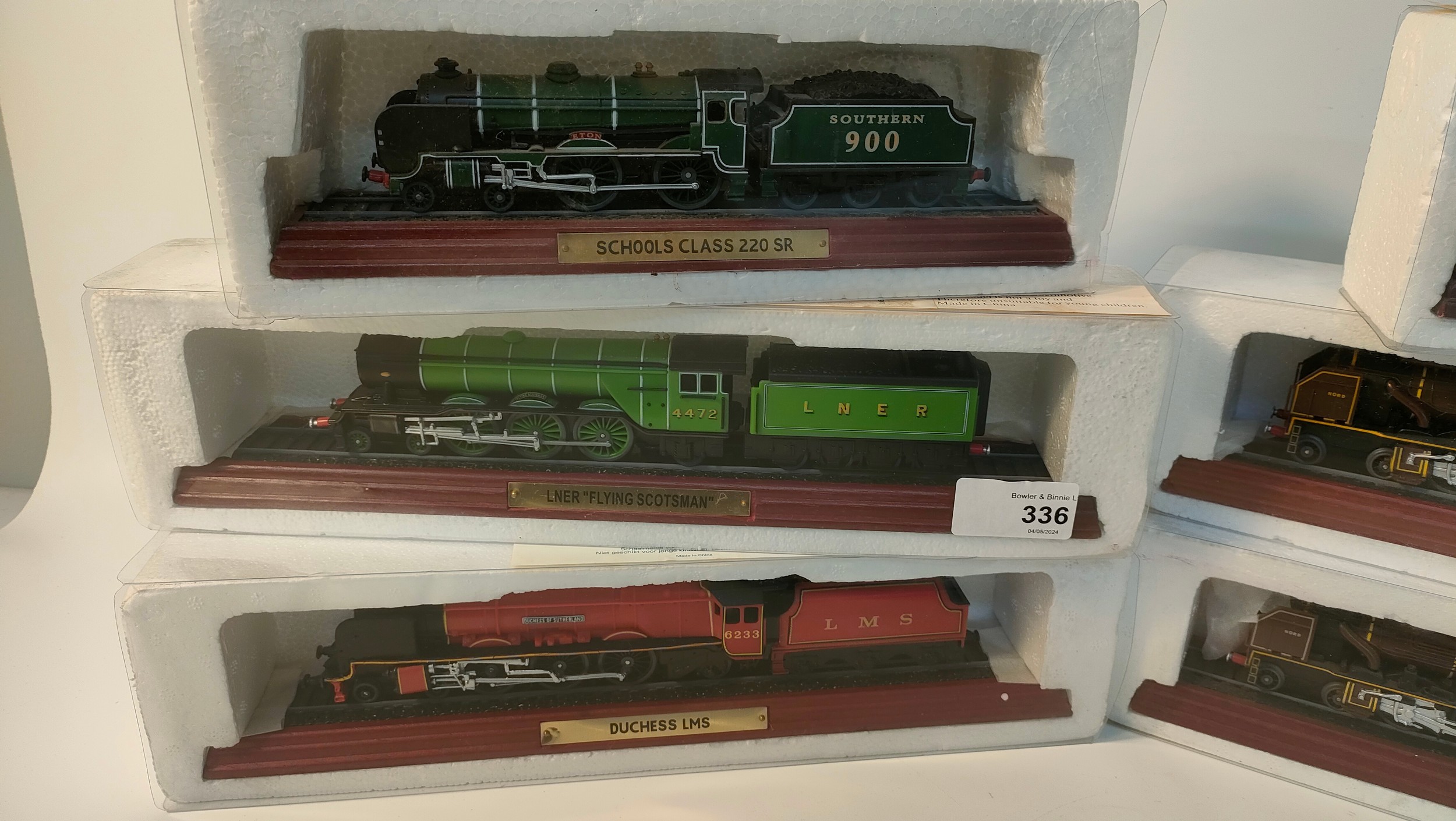 A collection of six train models; Lner ' flying scotmans & Duchess Lms on plinths - Image 3 of 3