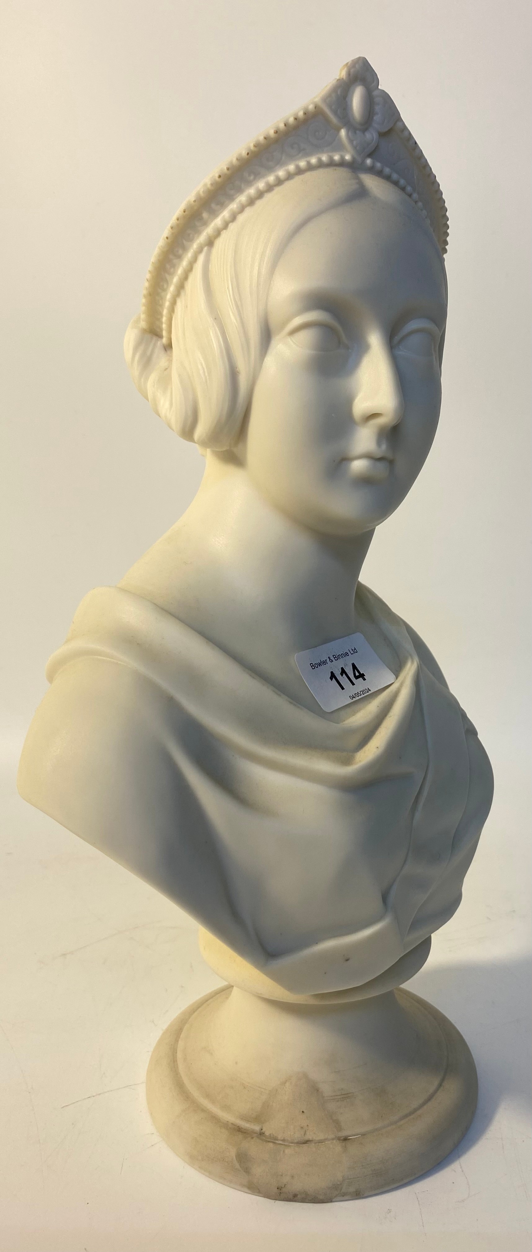 Royal Worcester sculpture lady bust by E.J Jones sculptor [20x34cm] - Image 6 of 6