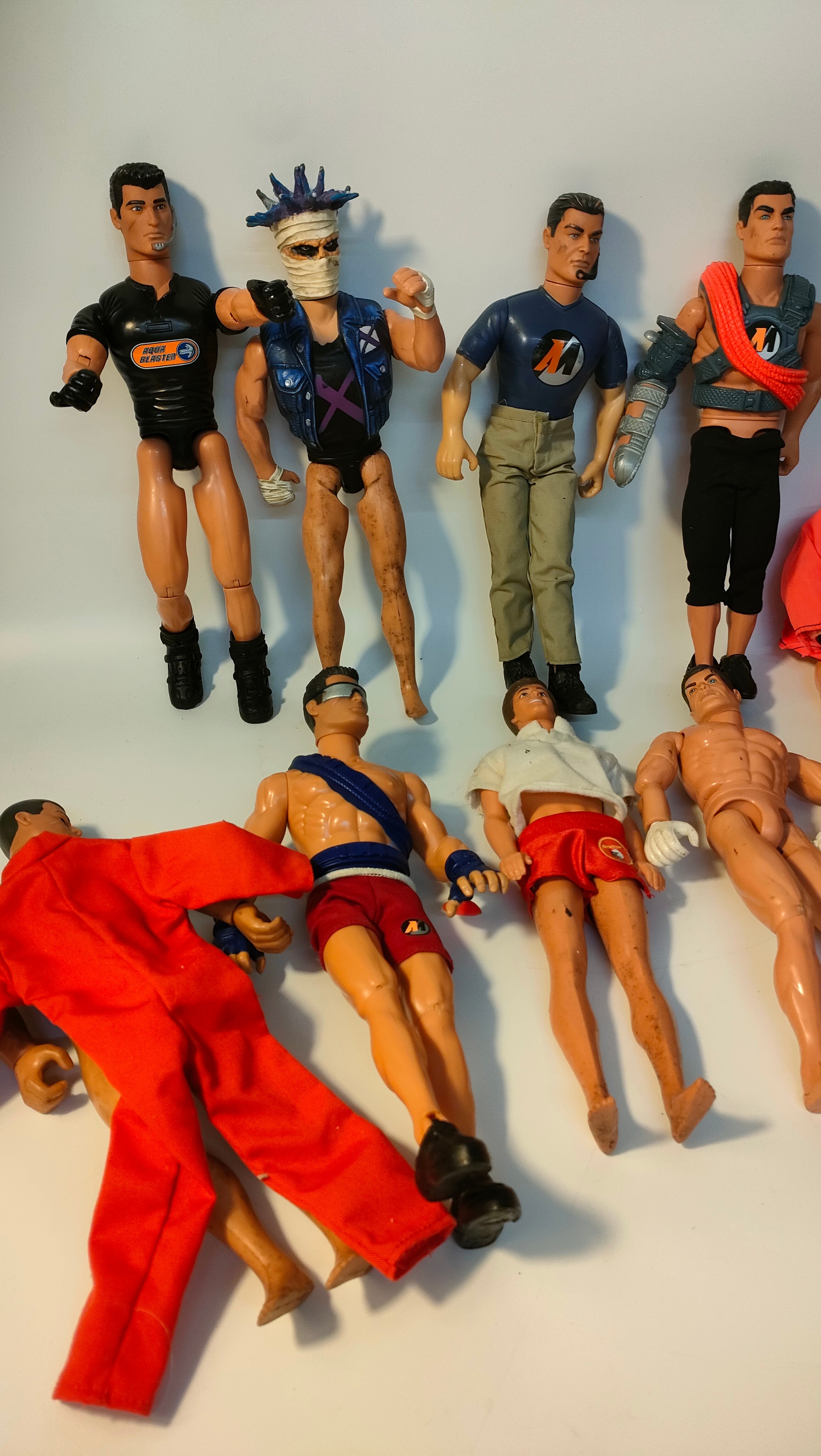 Box of vintage action men - Image 3 of 3