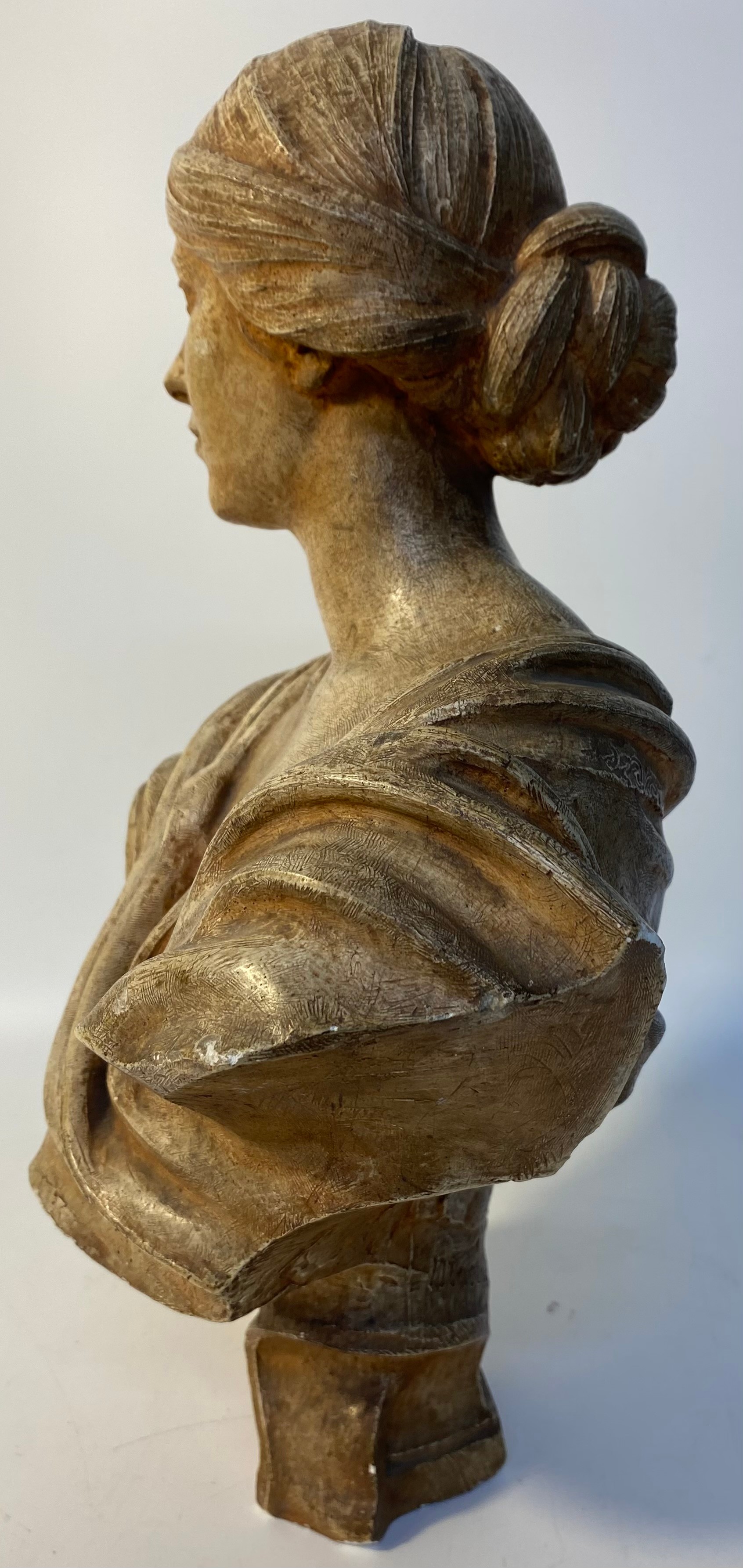 1900s lady bust by Macgillivray dated 1920 [29x40cm] - Image 6 of 6