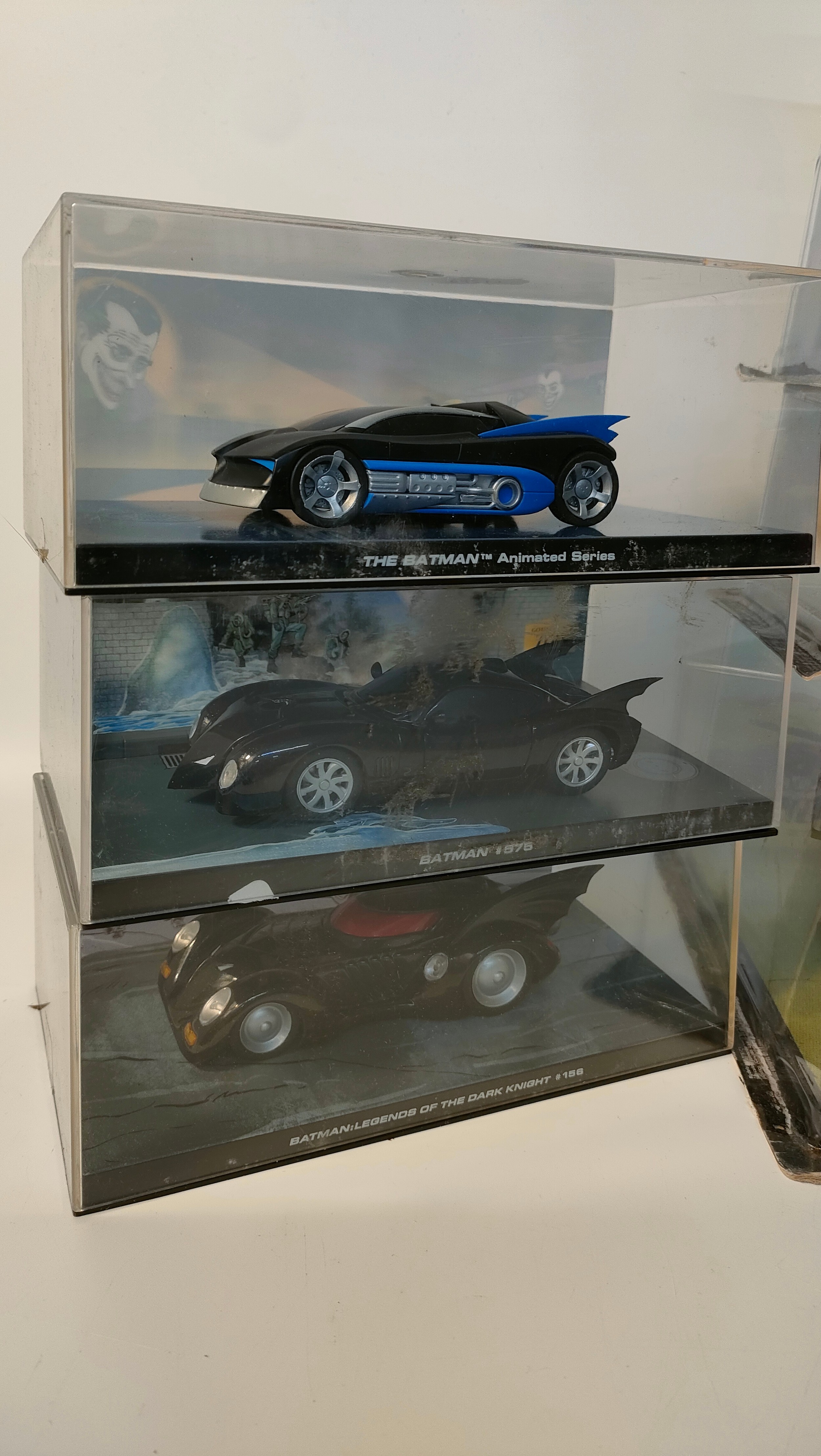 A collection of fifteen collectable batman vehicles models - Image 4 of 4
