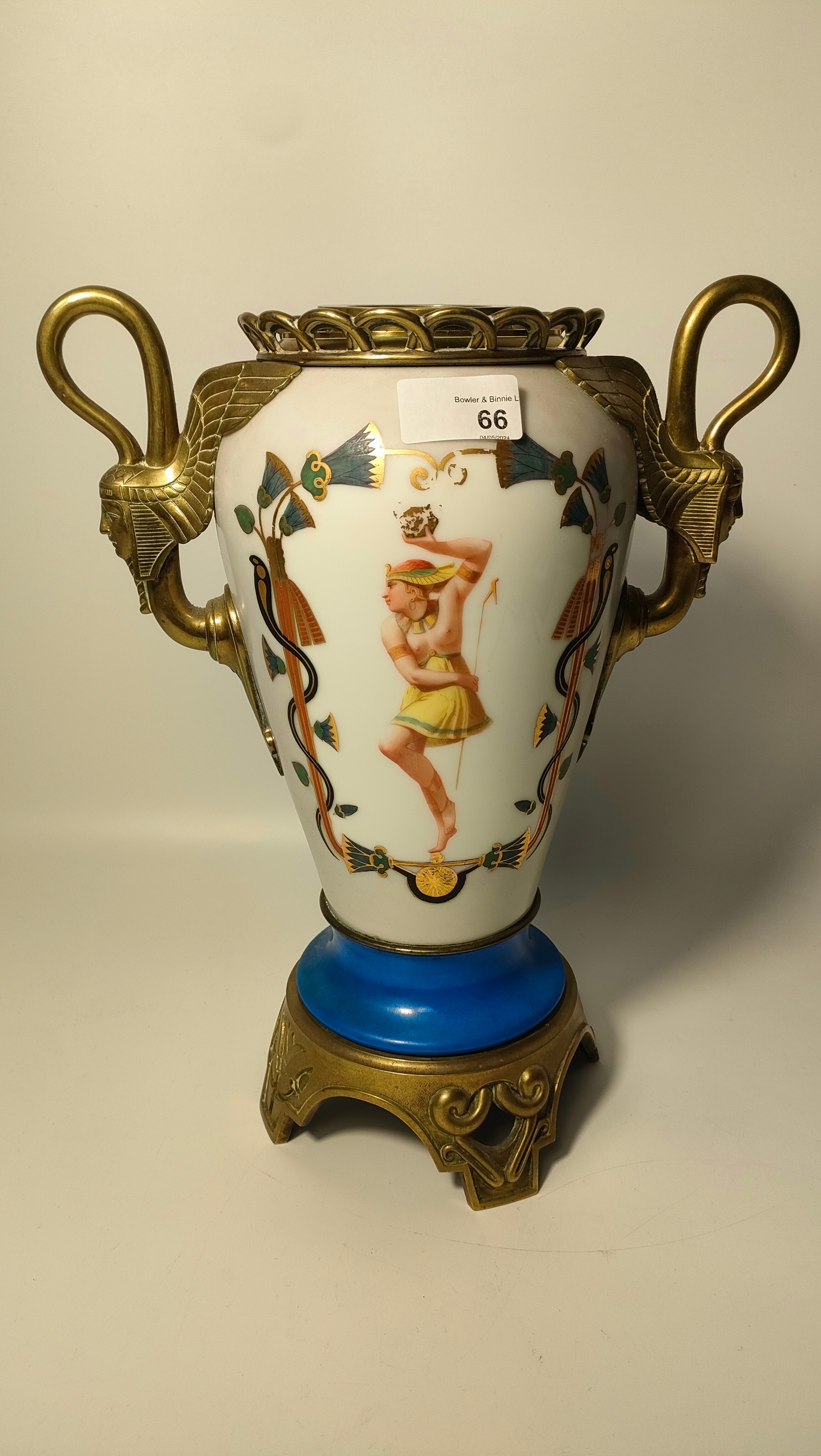 19th century Egyptian scene white ceramic & brass handles vase with hand painted Egyptian scene [ - Image 6 of 9