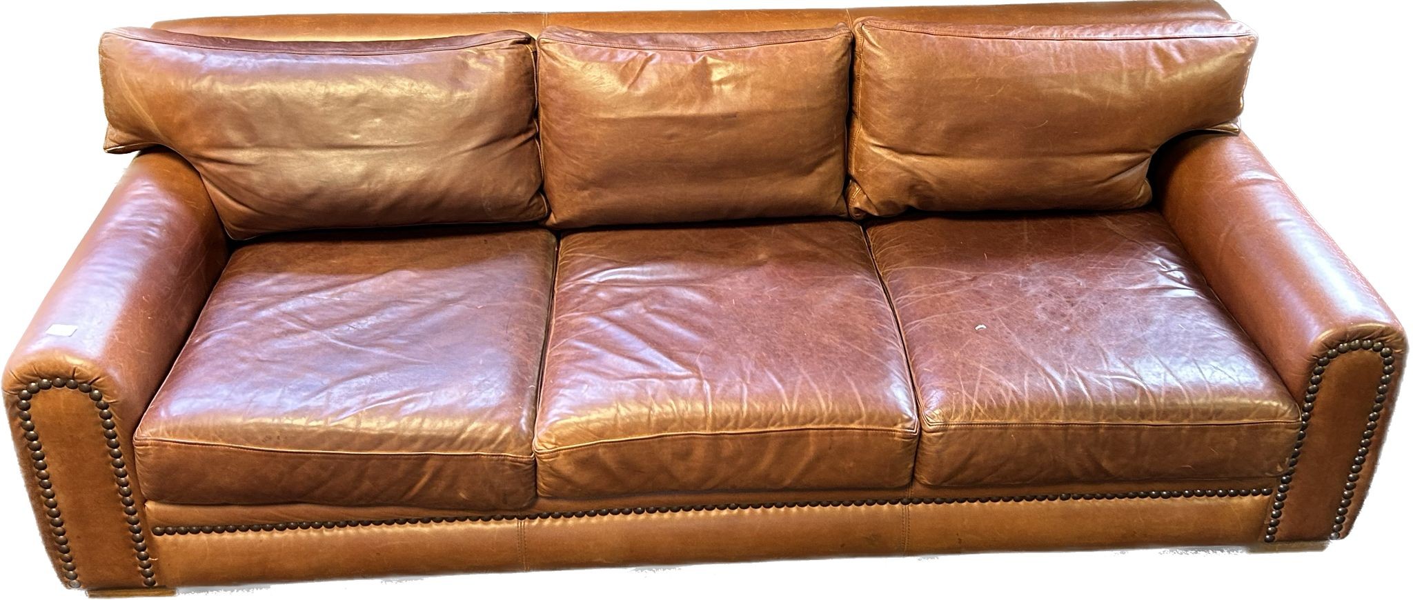 Contemporary tan leather 3 seat settee with brass nail head trim - Image 3 of 3