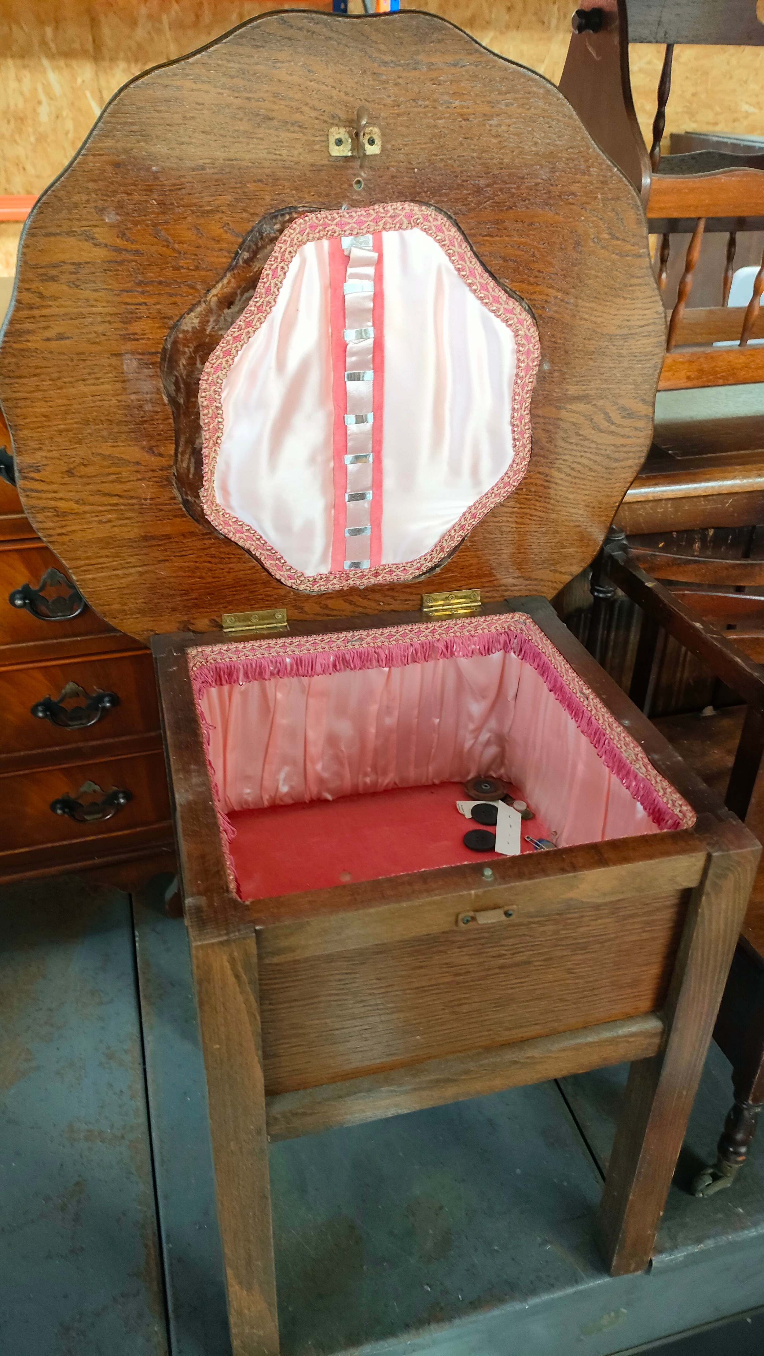 A selection of vintage furniture; 4 drawer small chest, blanket box & Canterbury - Image 2 of 3