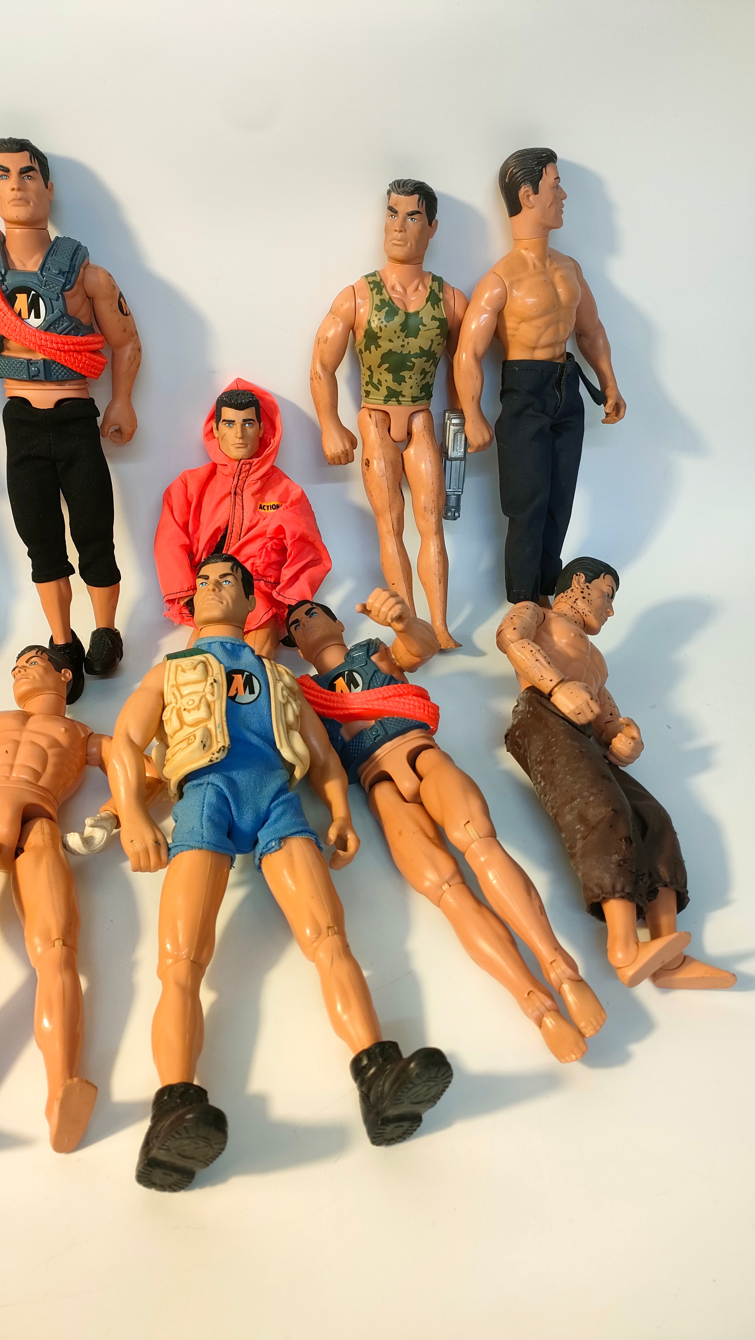 Box of vintage action men - Image 2 of 3