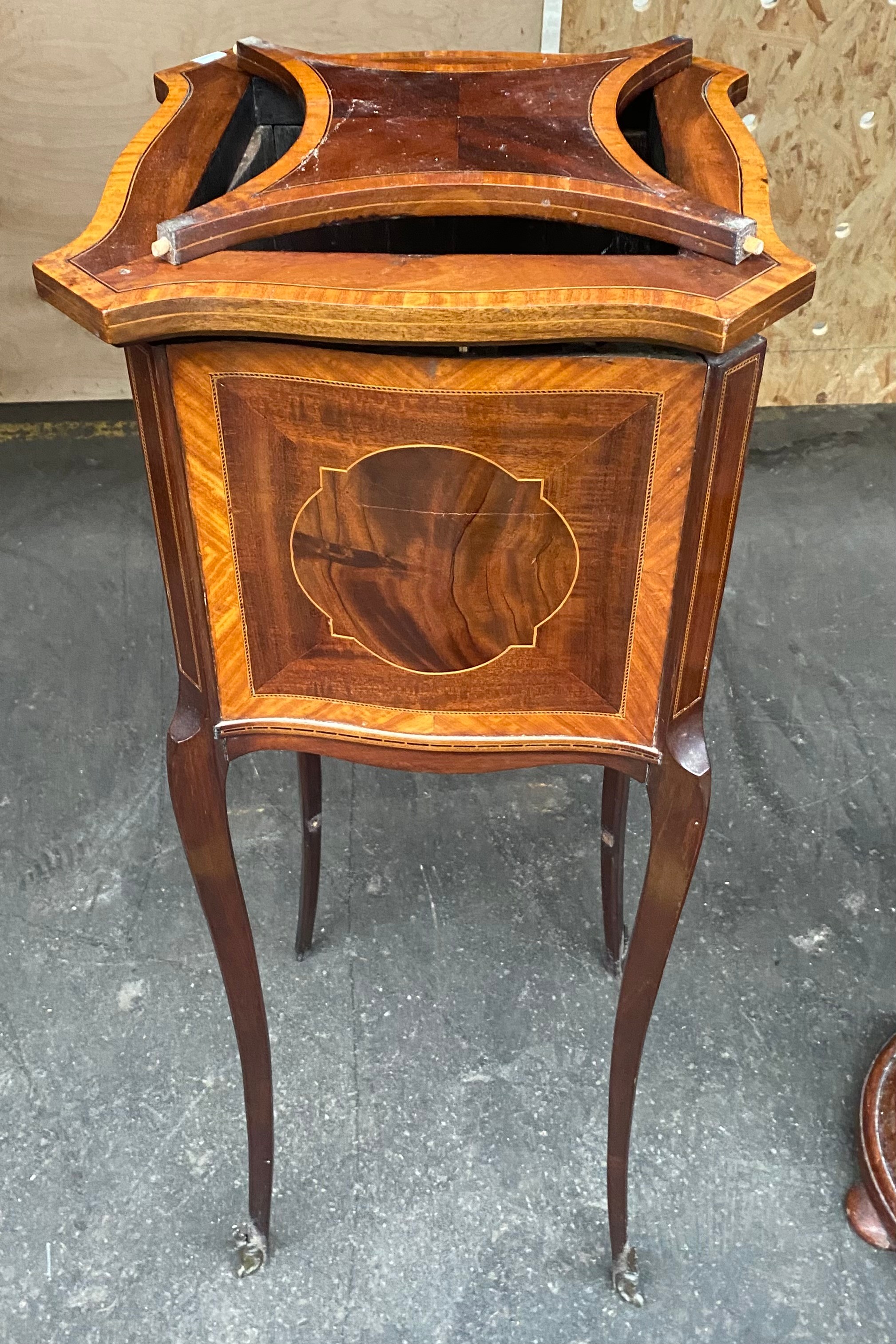 Edwardian inlaid plant stand along with 1900s standard floor light [33x33x93cm] [needs attention] - Image 2 of 3