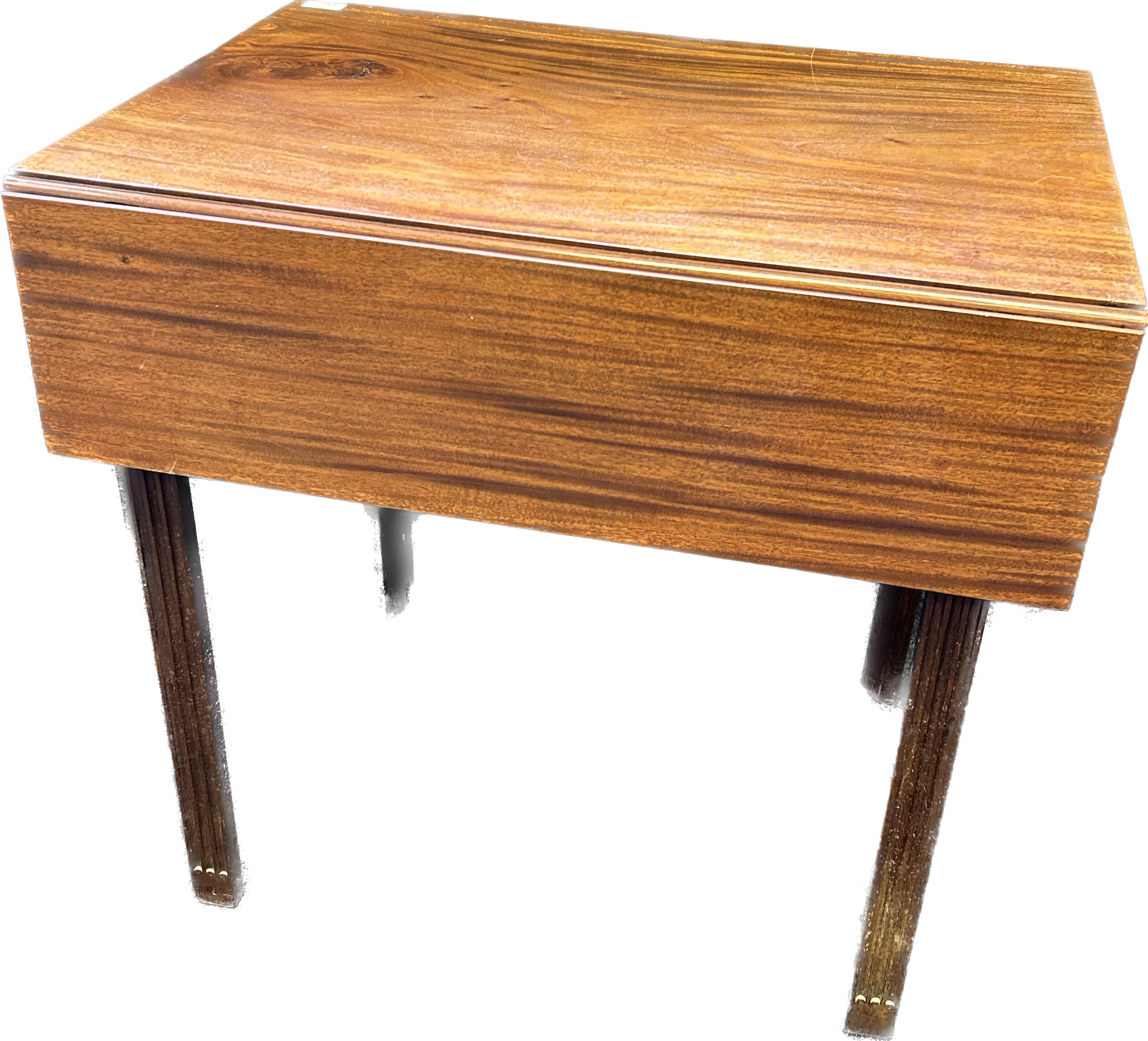 19th century mahogany Pembroke table, the rectangular top with twin drop leaf sides above a frieze - Image 4 of 4