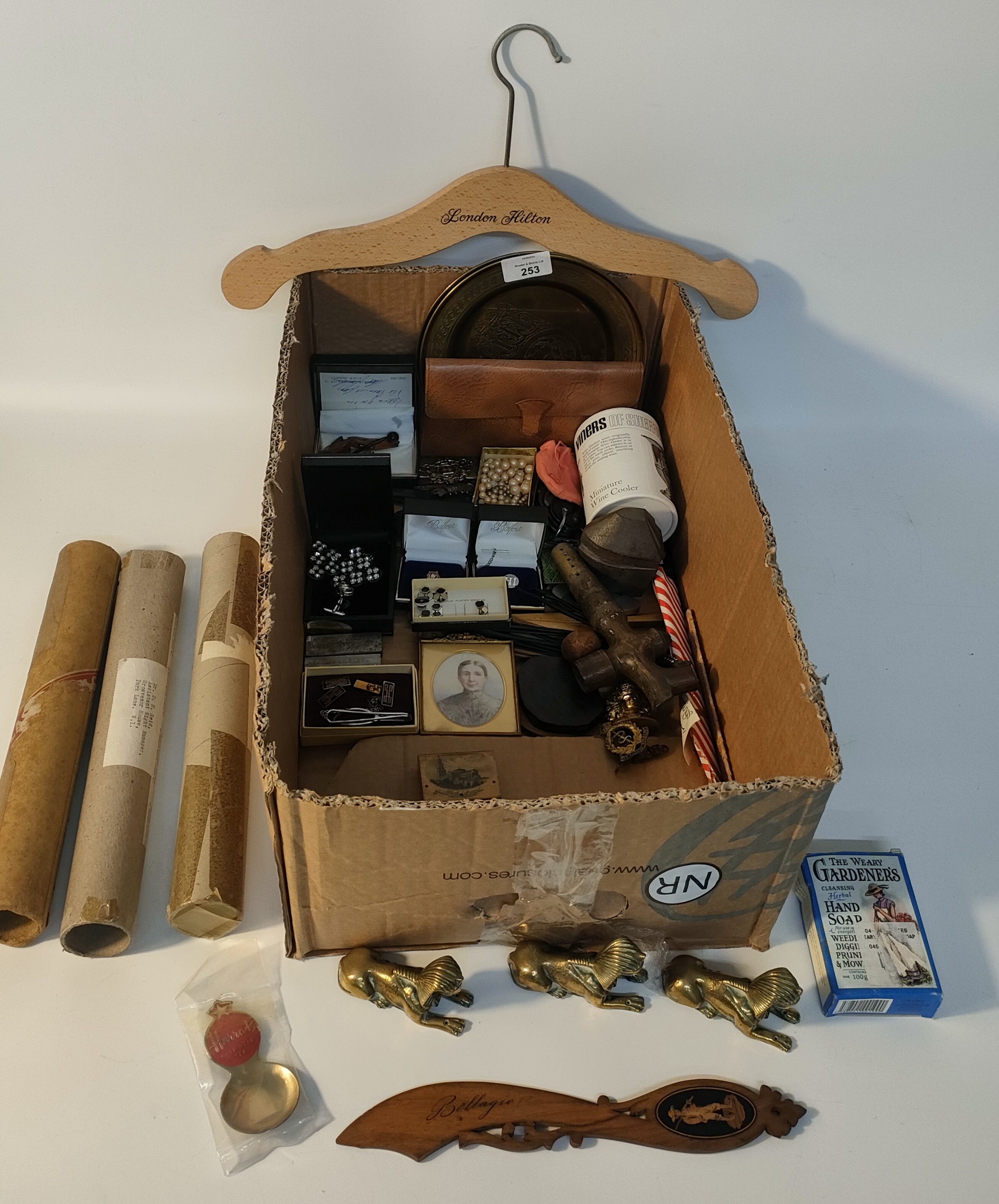 Box of interesting collectables; vintage pen knives, Edwardian page & Hilton hotel memorabilia