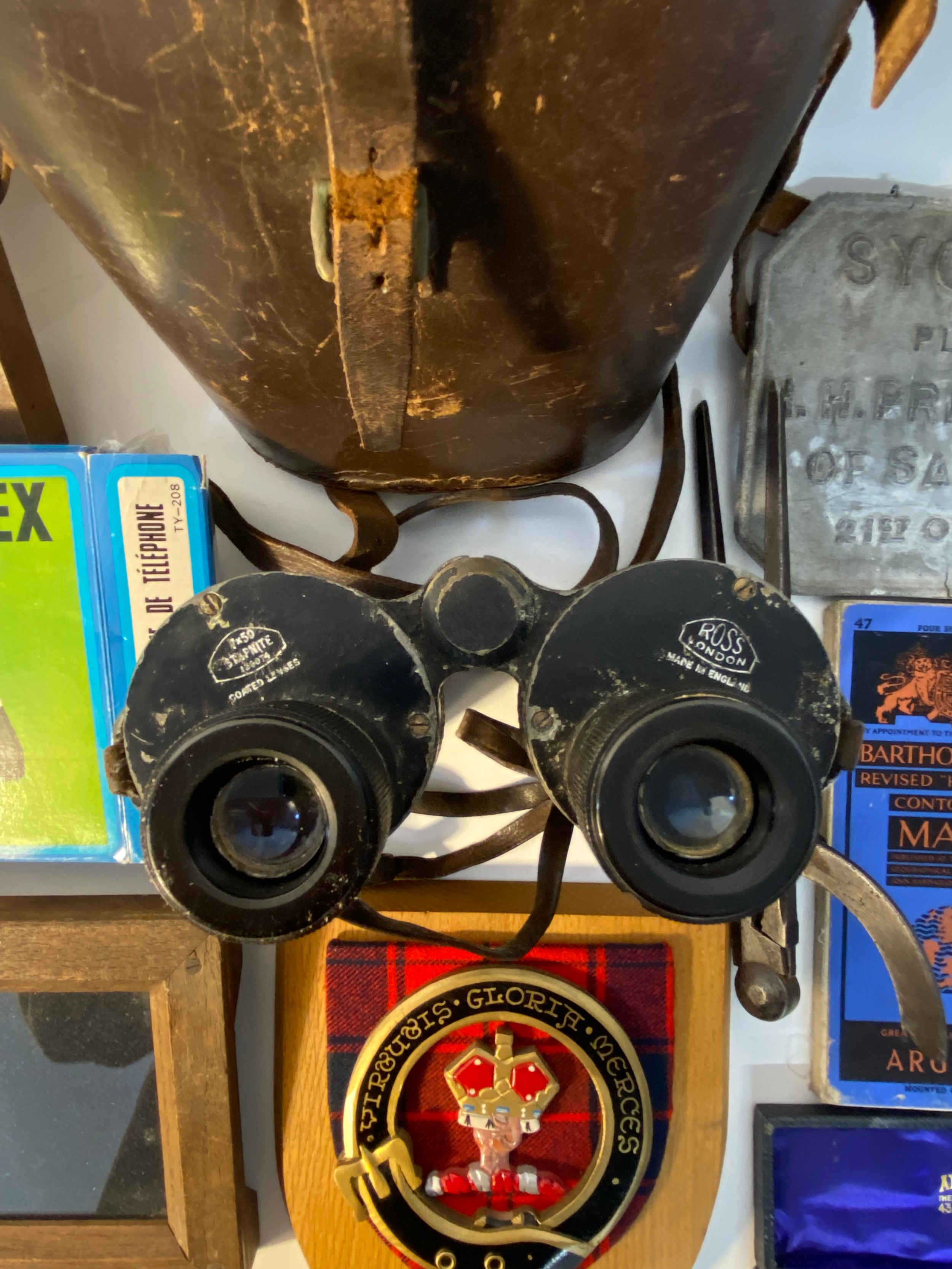 A pair of Ross London 7x50s binoculars & antique sycamore plaque stating H.H prince Edward of Saxe - Image 5 of 5