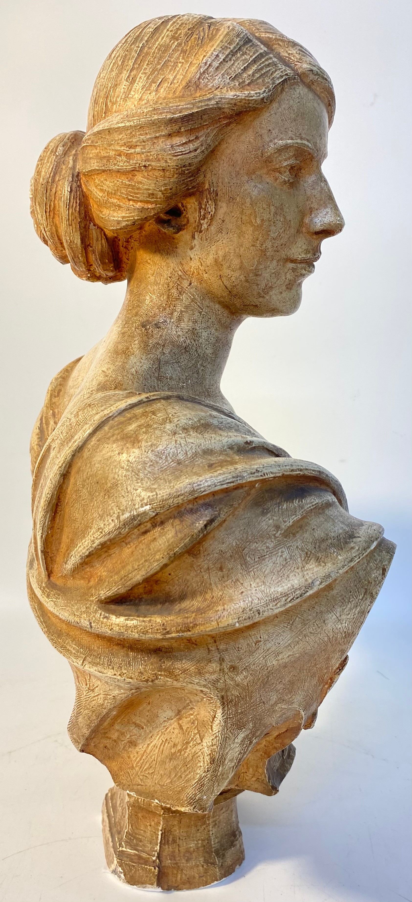 1900s lady bust by Macgillivray dated 1920 [29x40cm] - Image 3 of 6