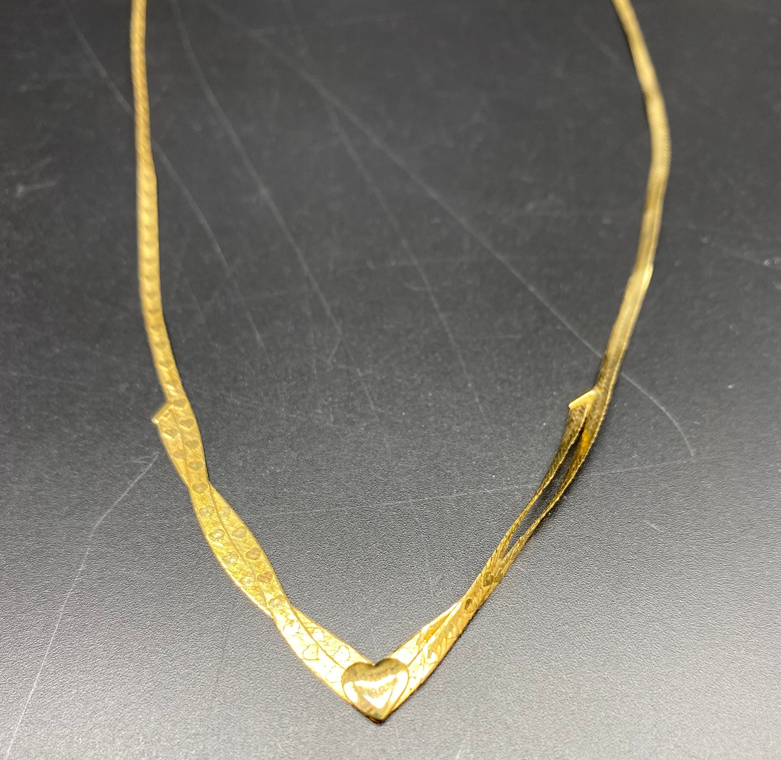 Two 9ct gold 375 hallmarked snake chain necklaces [5.77 Grams] - Image 4 of 6