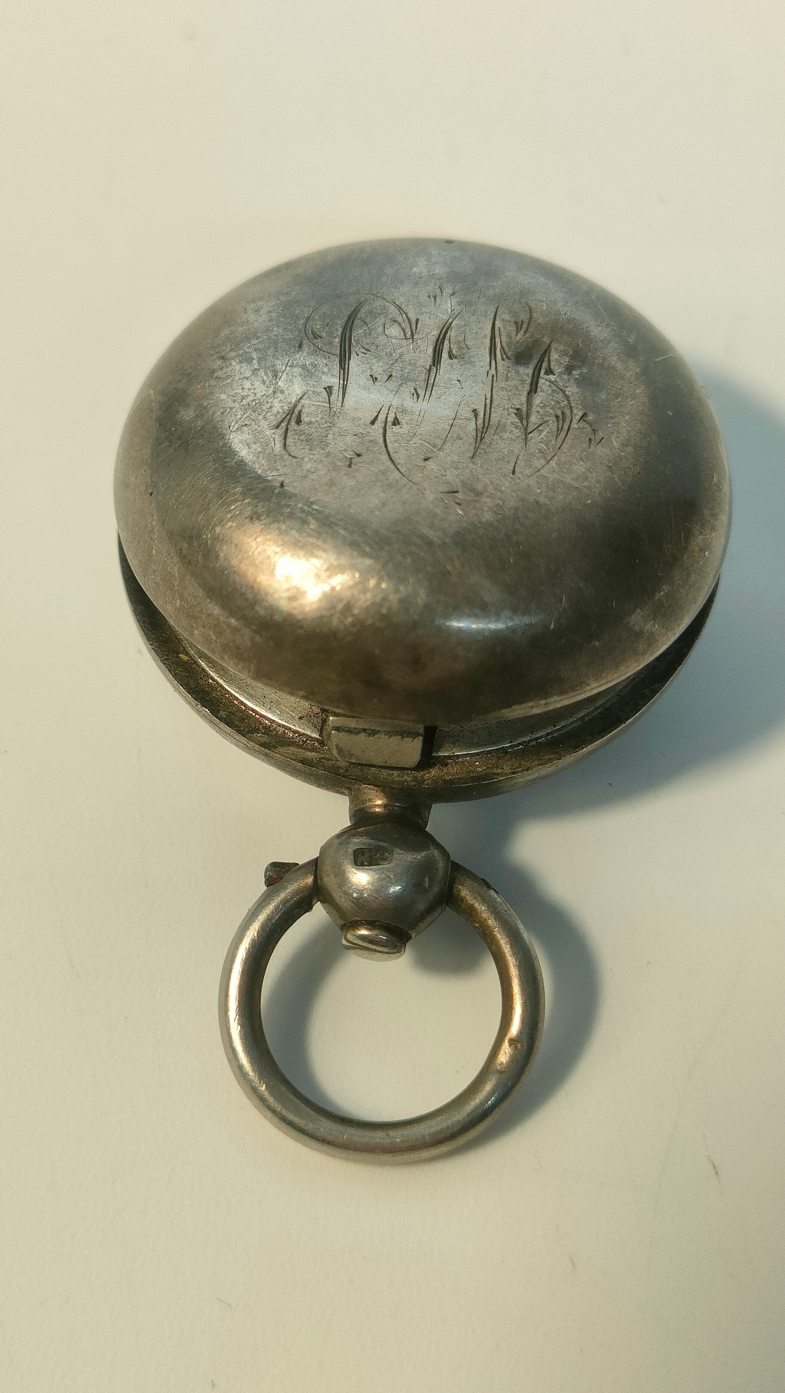 Silver hallmarked Birmingham sovereign holder, maker W G Knight & Co (from 1901) [3cm] - Image 3 of 4