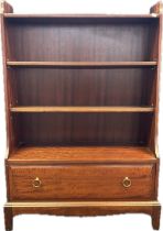 Stag Minstrel open bookshelf with single drawer