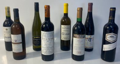 8 bottles of various red and white wine