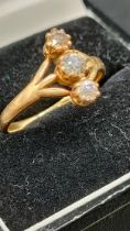 18ct gold three stone diamond ring [size O1/2] [2.86 grams]
