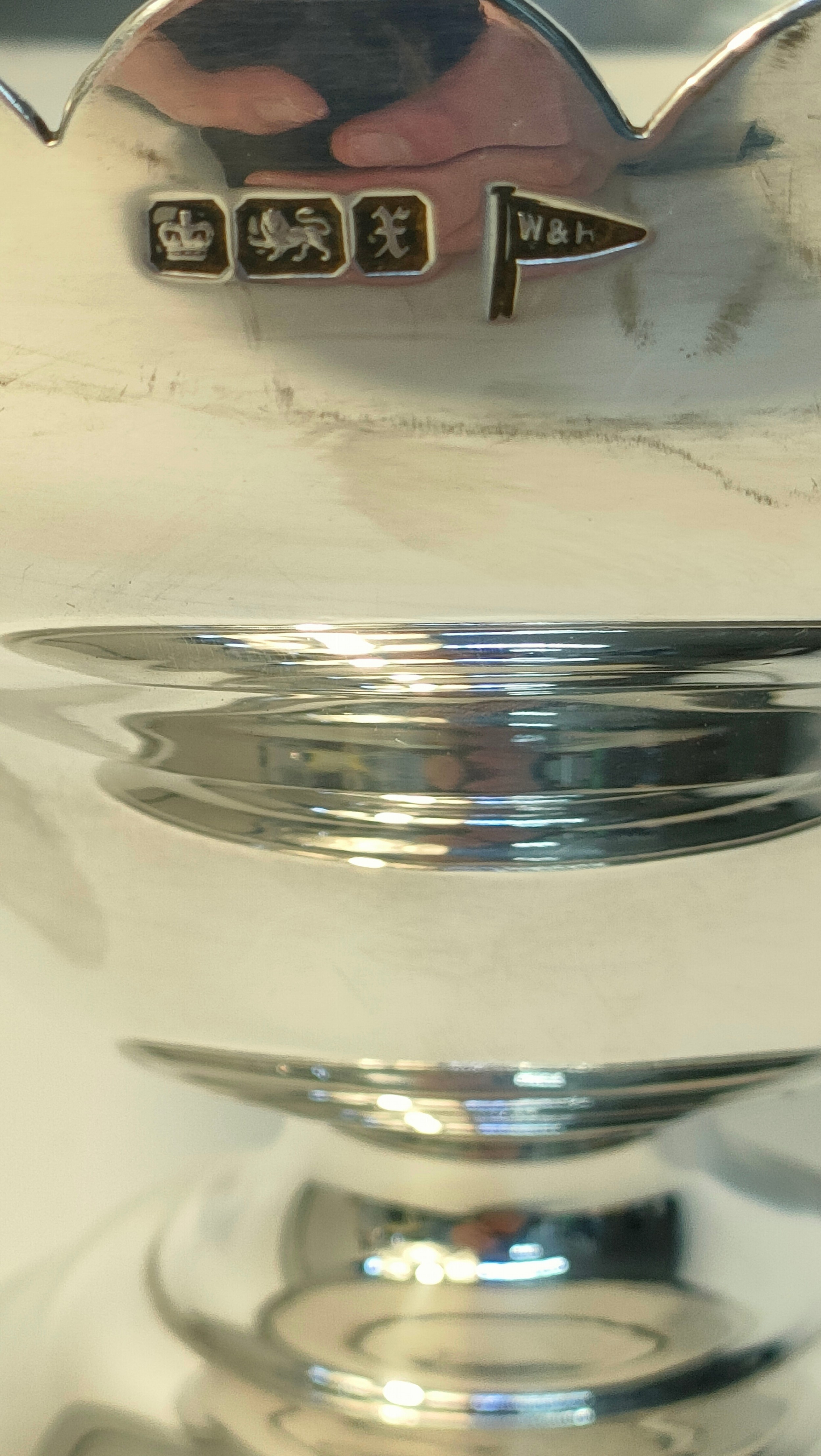Silver hallmarked bowl, Walker & Hall, Sheffield [16x11.5cm] [353.33 grams] - Image 3 of 3