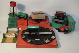 Collection of Hornby o gauge wagons & turn tables with original boxes