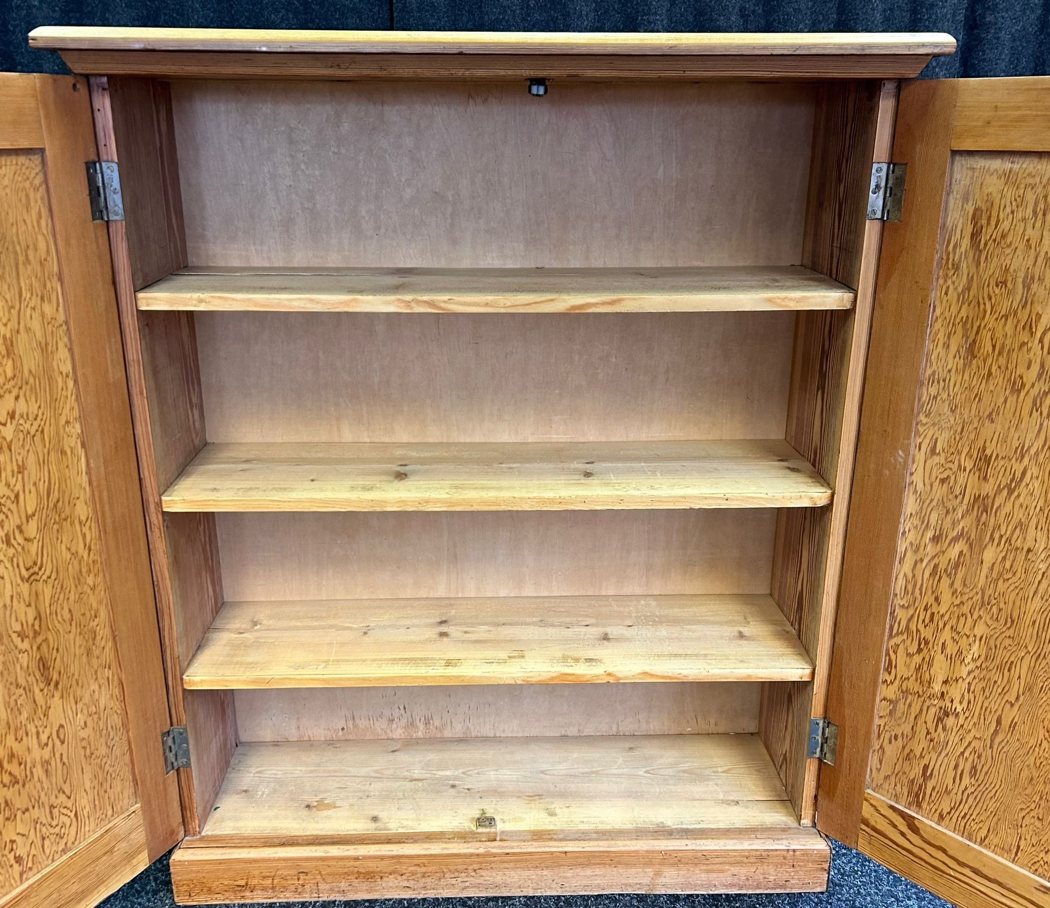 A farmhouse pine unit, the shaped rectangular surface above two cupboard doors, opening to shelved - Image 2 of 2