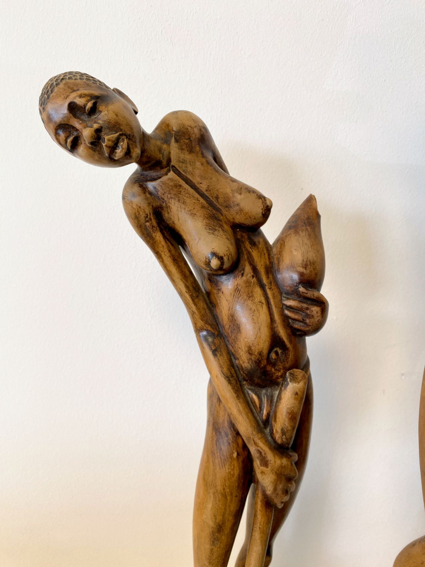 Lot de 2 sculptures Africaines en bois signé Nguliu - Image 3 of 4