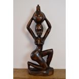 Sculpture en bois Africaine Femme eau