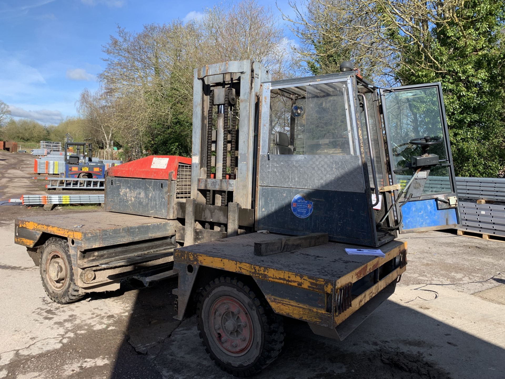 Lansing Linde S40 Side Loading 4000KG Load Forklift Truck (15,200 hrs)