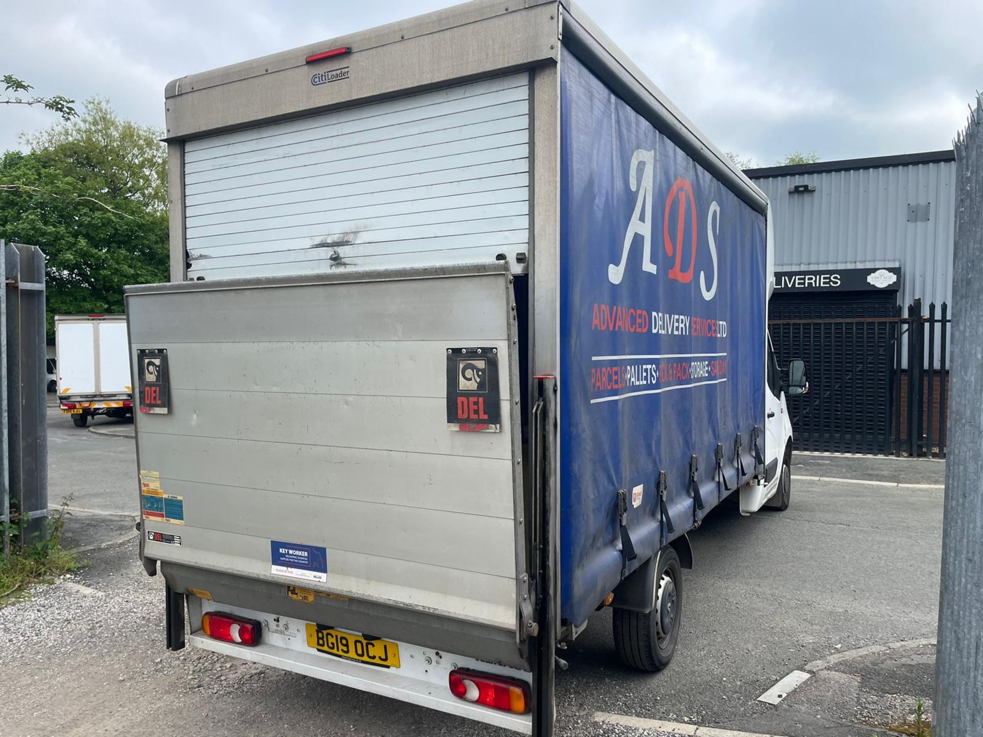 (2019/19) Renault Master 35 Curtainside Van, 91,000 recorded miles. - Image 3 of 8