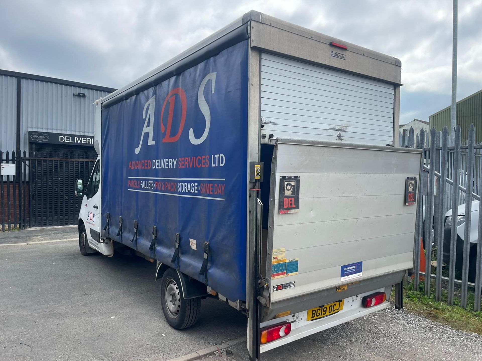 (2019/19) Renault Master 35 Curtainside Van, 91,000 recorded miles. - Image 7 of 8