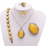 Silver jewelry set with butterscotch amber