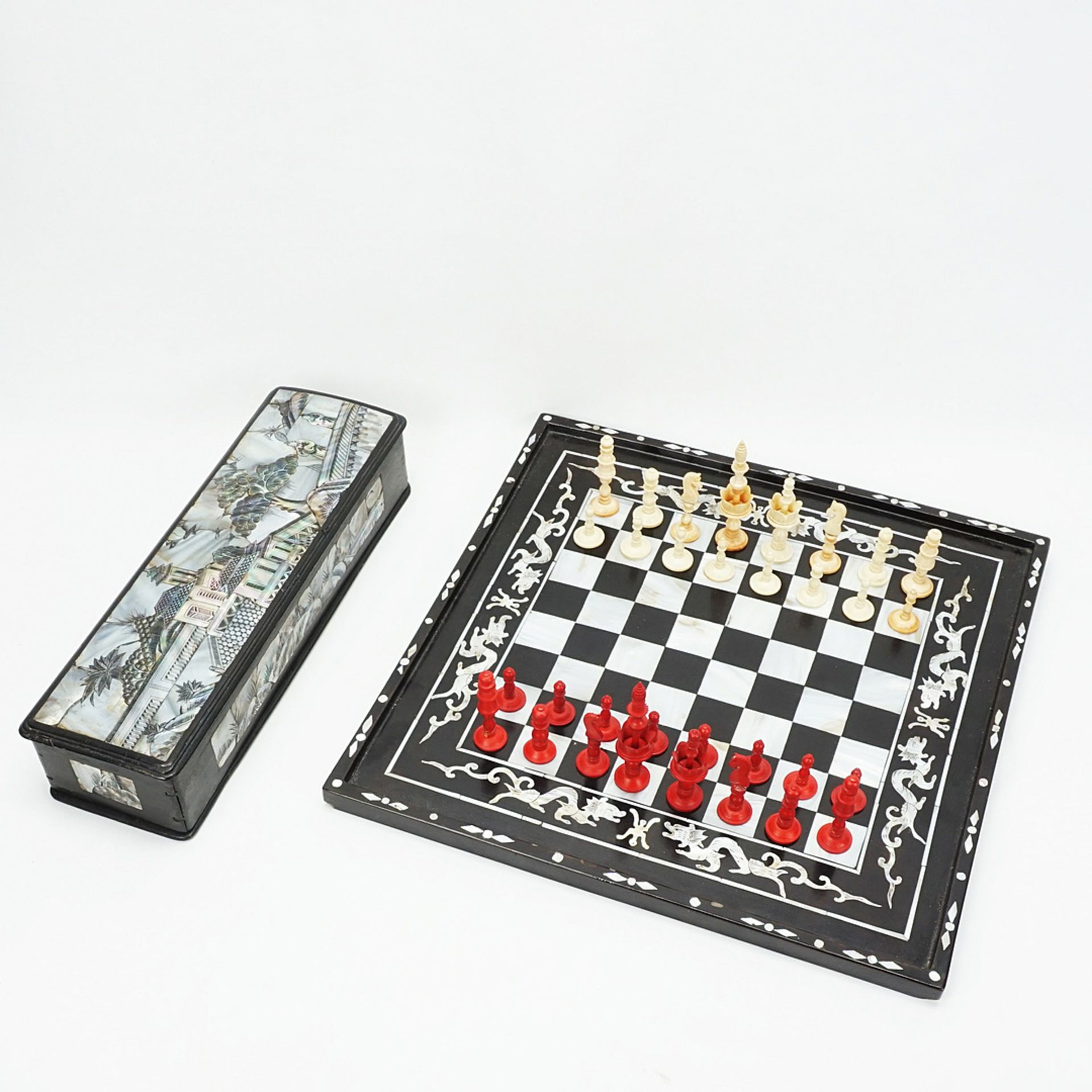 KAO SENGCHANG CHINKIANG Schachspiel mit Brett, Anfang 20. Jh.