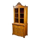 Chest of drawers with display cabinet, German cabinet maker, around 1860