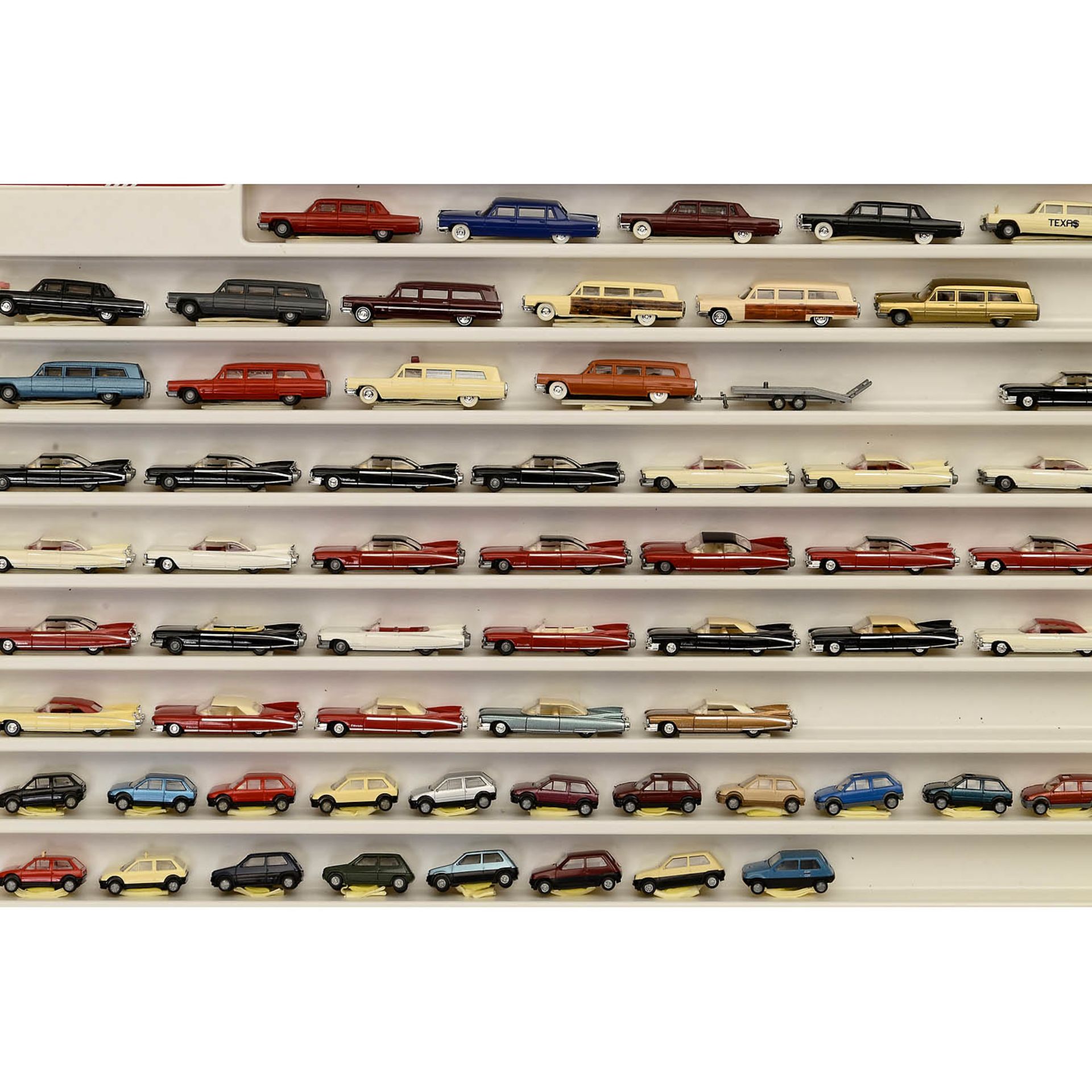 Large Collection of 1:87 Scale Model Cars - Image 2 of 9