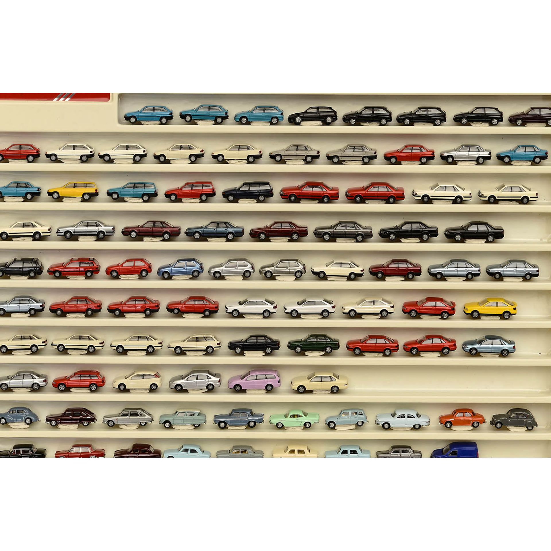 Large Collection of 1:87 Scale Model Cars - Image 2 of 8